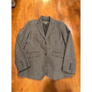 Woman’s Eddie Bauer wool blazer jacket